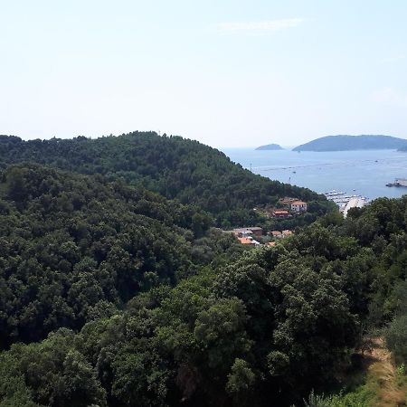 Casa Vacanze P&G. Colline, Mare, Relax La Spezia Extérieur photo