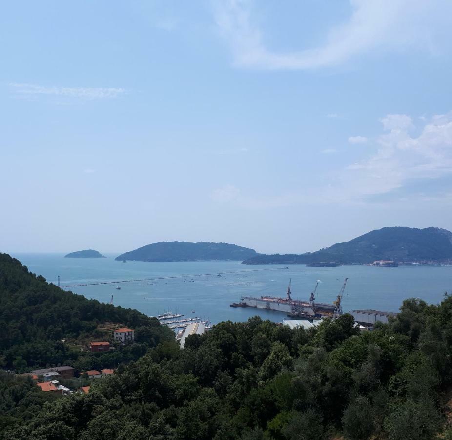 Casa Vacanze P&G. Colline, Mare, Relax La Spezia Extérieur photo