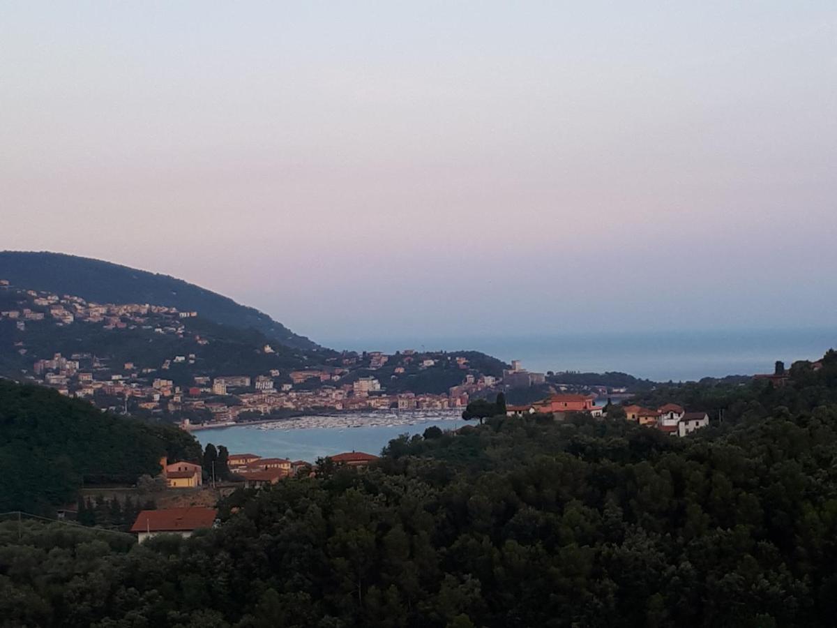 Casa Vacanze P&G. Colline, Mare, Relax La Spezia Extérieur photo